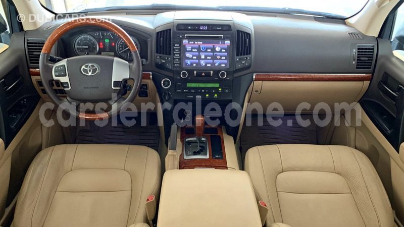 Big with watermark toyota land cruiser kailahun import dubai 6744