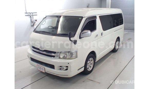 Buy Import Toyota Regius White Car in Import - Dubai in Kailahun Buy Import Toyota Regius White Car in Import - Dubai in Kailahun