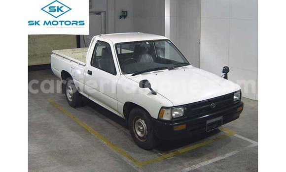 Buy Import Toyota Hilux White Car in Import - Dubai in Kailahun Buy Import Toyota Hilux White Car in Import - Dubai in Kailahun