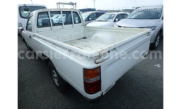 Buy Import Toyota Hilux White Car in Import - Dubai in Kailahun Buy Import Toyota Hilux White Car in Import - Dubai in Kailahun