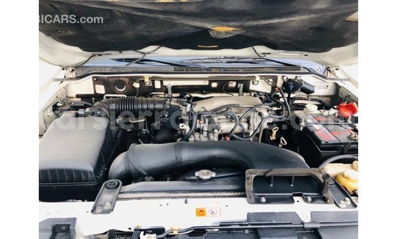 Buy Import Mitsubishi Pajero White Car in Import - Dubai in Kailahun Buy Import Mitsubishi Pajero White Car in Import - Dubai in Kailahun
