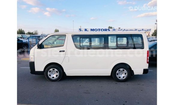 Buy Import Toyota Hiace White Car in Import - Dubai in Kailahun Buy Import Toyota Hiace White Car in Import - Dubai in Kailahun