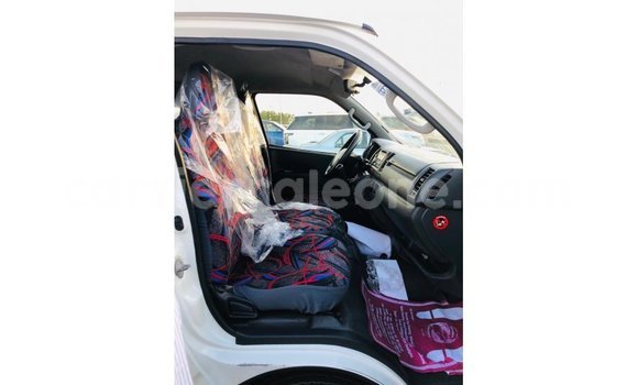 Buy Import Toyota Hiace White Car in Import - Dubai in Kailahun Buy Import Toyota Hiace White Car in Import - Dubai in Kailahun