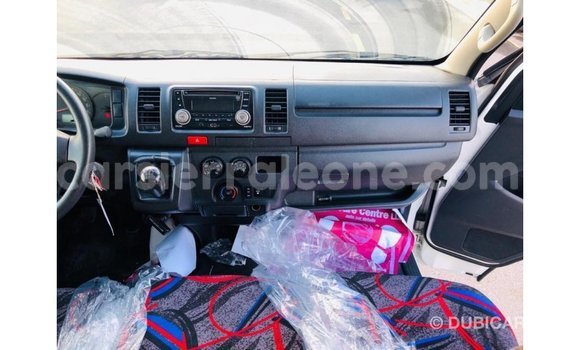 Buy Import Toyota Hiace White Car in Import - Dubai in Kailahun Buy Import Toyota Hiace White Car in Import - Dubai in Kailahun