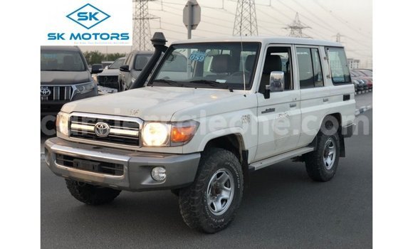 Buy Import Toyota Land Cruiser White Car in Import - Dubai in Kailahun Buy Import Toyota Land Cruiser White Car in Import - Dubai in Kailahun