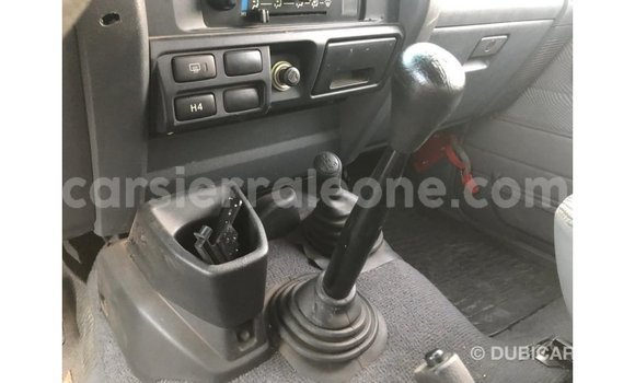 Buy Import Toyota Land Cruiser White Car in Import - Dubai in Kailahun Buy Import Toyota Land Cruiser White Car in Import - Dubai in Kailahun