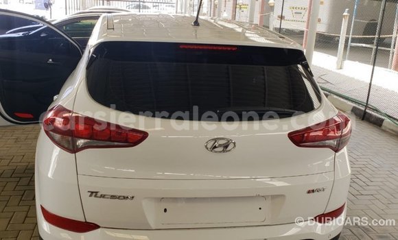 Buy Import Hyundai Tucson White Car in Import - Dubai in Kailahun Buy Import Hyundai Tucson White Car in Import - Dubai in Kailahun