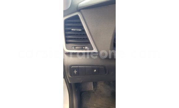 Buy Import Hyundai Tucson White Car in Import - Dubai in Kailahun Buy Import Hyundai Tucson White Car in Import - Dubai in Kailahun