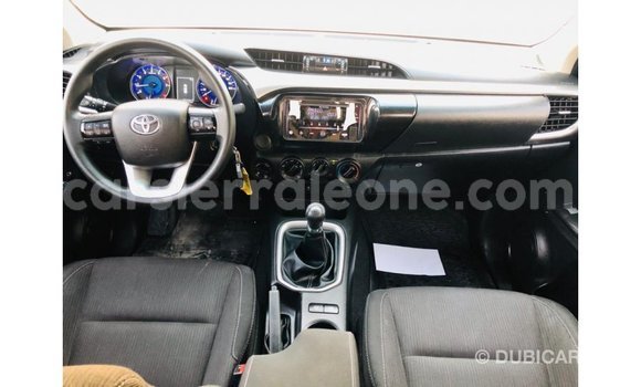 Acheter Import Voiture Toyota Hilux Blanc à Import - Dubai, Kailahun Acheter Import Voiture Toyota Hilux Blanc à Import - Dubai, Kailahun