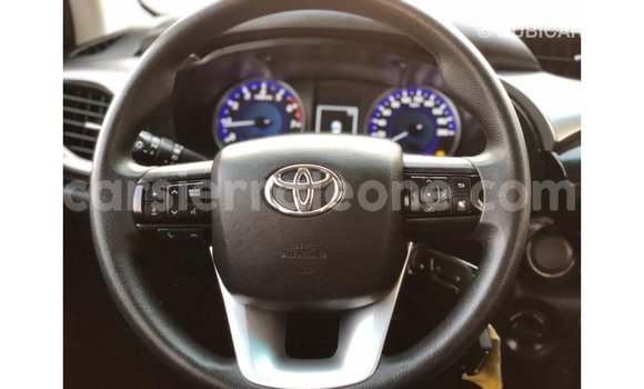 Acheter Import Voiture Toyota Hilux Blanc à Import - Dubai, Kailahun Acheter Import Voiture Toyota Hilux Blanc à Import - Dubai, Kailahun
