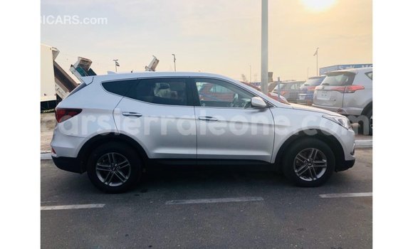 Buy Import Hyundai Santa Fe Other Car in Import - Dubai in Kailahun Buy Import Hyundai Santa Fe Other Car in Import - Dubai in Kailahun