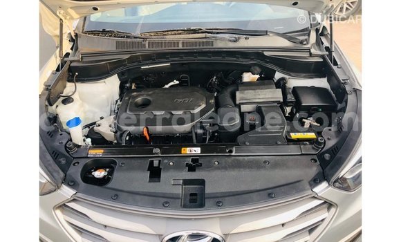 Buy Import Hyundai Santa Fe Other Car in Import - Dubai in Kailahun Buy Import Hyundai Santa Fe Other Car in Import - Dubai in Kailahun