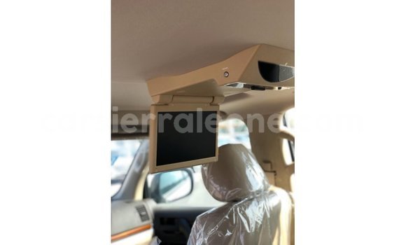 Buy Import Toyota Land Cruiser White Car in Import - Dubai in Kailahun Buy Import Toyota Land Cruiser White Car in Import - Dubai in Kailahun