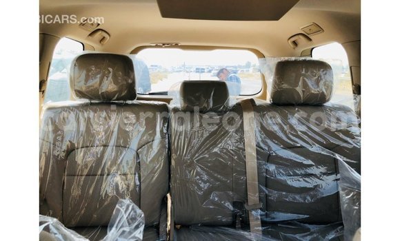 Buy Import Toyota Land Cruiser White Car in Import - Dubai in Kailahun Buy Import Toyota Land Cruiser White Car in Import - Dubai in Kailahun