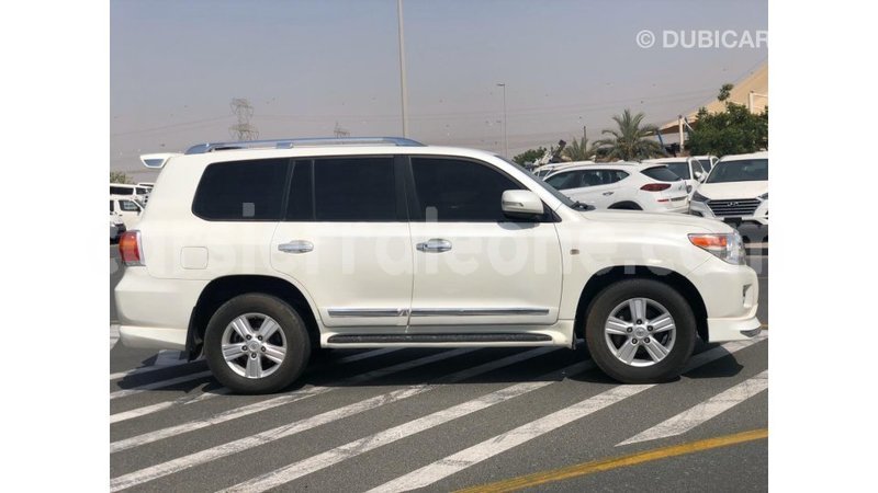 Big with watermark toyota land cruiser kailahun import dubai 6789