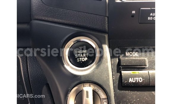 Buy Import Toyota Land Cruiser White Car in Import - Dubai in Kailahun Buy Import Toyota Land Cruiser White Car in Import - Dubai in Kailahun