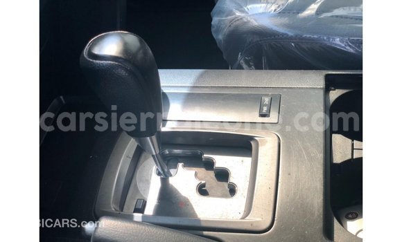 Buy Import Toyota Land Cruiser White Car in Import - Dubai in Kailahun Buy Import Toyota Land Cruiser White Car in Import - Dubai in Kailahun