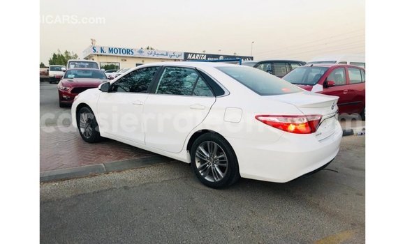 Buy Import Toyota Camry White Car in Import - Dubai in Kailahun Buy Import Toyota Camry White Car in Import - Dubai in Kailahun