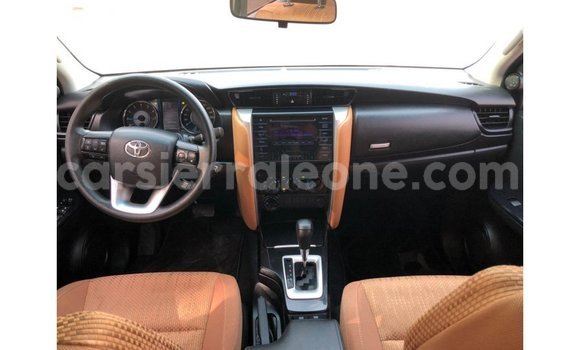 Buy Import Toyota Fortuner White Car in Import - Dubai in Kailahun Buy Import Toyota Fortuner White Car in Import - Dubai in Kailahun