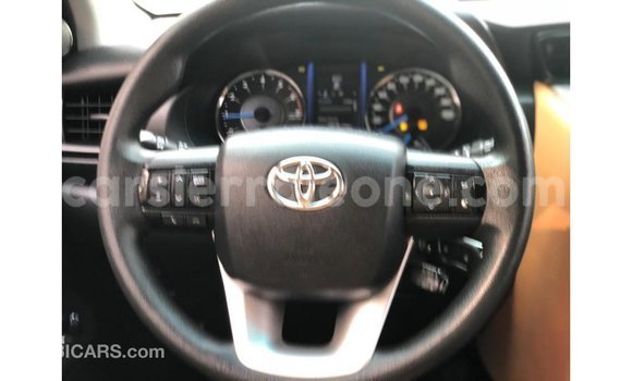 Buy Import Toyota Fortuner White Car in Import - Dubai in Kailahun Buy Import Toyota Fortuner White Car in Import - Dubai in Kailahun