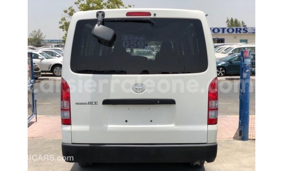 Buy Import Toyota Hiace White Car in Import - Dubai in Kailahun Buy Import Toyota Hiace White Car in Import - Dubai in Kailahun