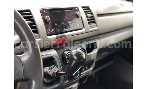 Buy Import Toyota Hiace White Car in Import - Dubai in Kailahun Buy Import Toyota Hiace White Car in Import - Dubai in Kailahun