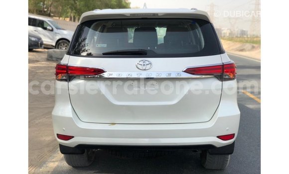 Buy Import Toyota Fortuner White Car in Import - Dubai in Kailahun Buy Import Toyota Fortuner White Car in Import - Dubai in Kailahun