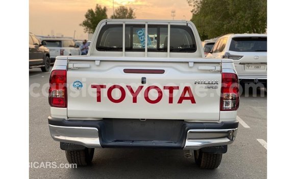 Buy Import Toyota Hilux White Car in Import - Dubai in Kailahun Buy Import Toyota Hilux White Car in Import - Dubai in Kailahun