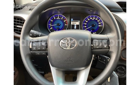 Buy Import Toyota Hilux White Car in Import - Dubai in Kailahun Buy Import Toyota Hilux White Car in Import - Dubai in Kailahun