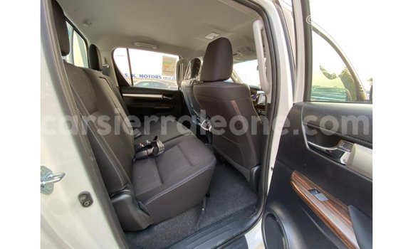 Buy Import Toyota Hilux White Car in Import - Dubai in Kailahun Buy Import Toyota Hilux White Car in Import - Dubai in Kailahun