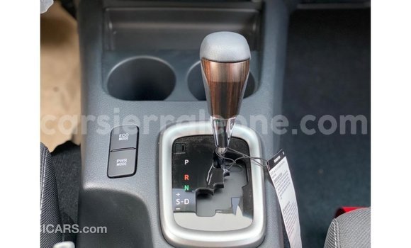 Buy Import Toyota Hilux White Car in Import - Dubai in Kailahun Buy Import Toyota Hilux White Car in Import - Dubai in Kailahun