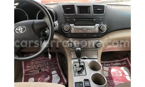 Buy Import Toyota Highlander Blue Car in Import - Dubai in Kailahun Buy Import Toyota Highlander Blue Car in Import - Dubai in Kailahun