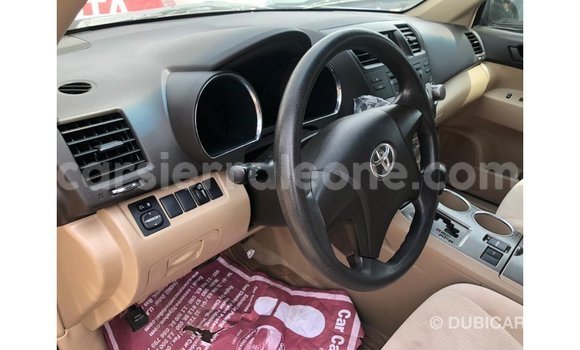 Buy Import Toyota Highlander Blue Car in Import - Dubai in Kailahun Buy Import Toyota Highlander Blue Car in Import - Dubai in Kailahun