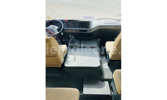 Buy Import Toyota Coaster White Car in Import - Dubai in Kailahun Buy Import Toyota Coaster White Car in Import - Dubai in Kailahun