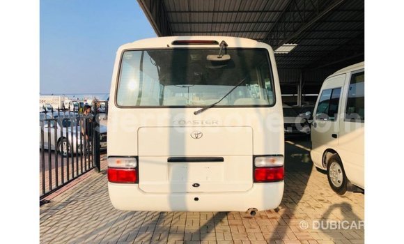 Acheter Import Voiture Toyota Coaster Blanc à Import - Dubai, Kailahun Acheter Import Voiture Toyota Coaster Blanc à Import - Dubai, Kailahun