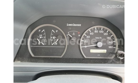 Buy Import Toyota Land Cruiser White Car in Import - Dubai in Kailahun Buy Import Toyota Land Cruiser White Car in Import - Dubai in Kailahun