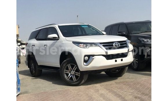 Buy Import Toyota Fortuner White Car in Import - Dubai in Kailahun