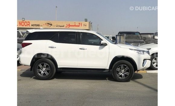 Buy Import Toyota Fortuner White Car in Import - Dubai in Kailahun Buy Import Toyota Fortuner White Car in Import - Dubai in Kailahun