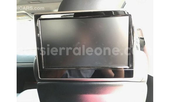 Buy Import Toyota Land Cruiser White Car in Import - Dubai in Kailahun Buy Import Toyota Land Cruiser White Car in Import - Dubai in Kailahun