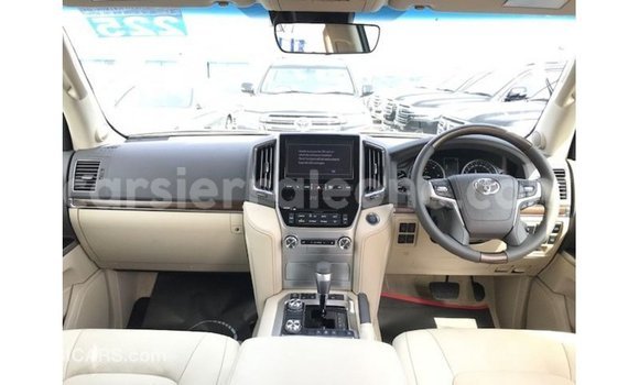 Buy Import Toyota Land Cruiser Black Car in Import - Dubai in Kailahun Buy Import Toyota Land Cruiser Black Car in Import - Dubai in Kailahun