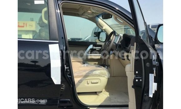Buy Import Toyota Land Cruiser Black Car in Import - Dubai in Kailahun Buy Import Toyota Land Cruiser Black Car in Import - Dubai in Kailahun