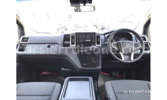 Buy Import Toyota Granvia White Car in Import - Dubai in Kailahun Buy Import Toyota Granvia White Car in Import - Dubai in Kailahun