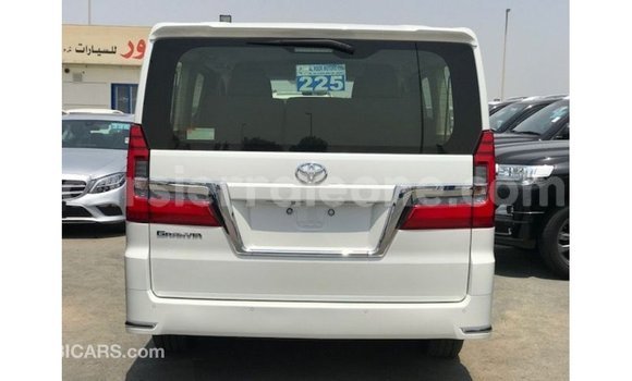 Buy Import Toyota Granvia White Car in Import - Dubai in Kailahun Buy Import Toyota Granvia White Car in Import - Dubai in Kailahun