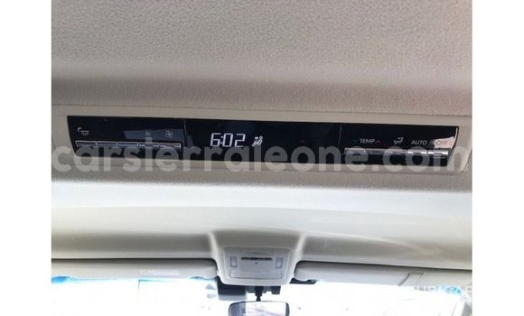 Buy Import Toyota Granvia White Car in Import - Dubai in Kailahun Buy Import Toyota Granvia White Car in Import - Dubai in Kailahun