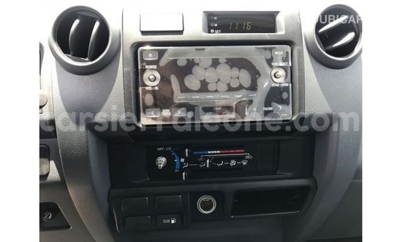 Buy Import Toyota Land Cruiser White Car in Import - Dubai in Kailahun Buy Import Toyota Land Cruiser White Car in Import - Dubai in Kailahun