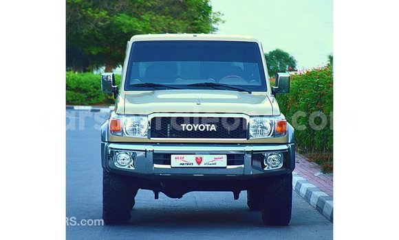 Buy Import Toyota Land Cruiser Beige Car in Import - Dubai in Kailahun Buy Import Toyota Land Cruiser Beige Car in Import - Dubai in Kailahun