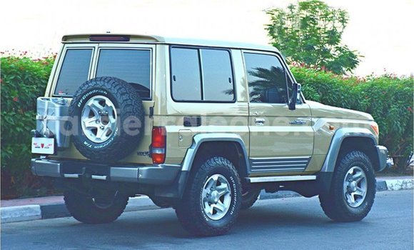 Buy Import Toyota Land Cruiser Beige Car in Import - Dubai in Kailahun Buy Import Toyota Land Cruiser Beige Car in Import - Dubai in Kailahun