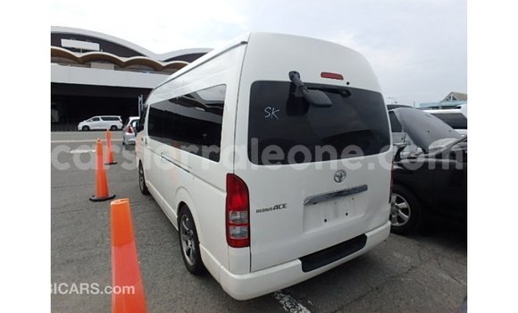 Buy Import Toyota Hiace White Car in Import - Dubai in Kailahun Buy Import Toyota Hiace White Car in Import - Dubai in Kailahun