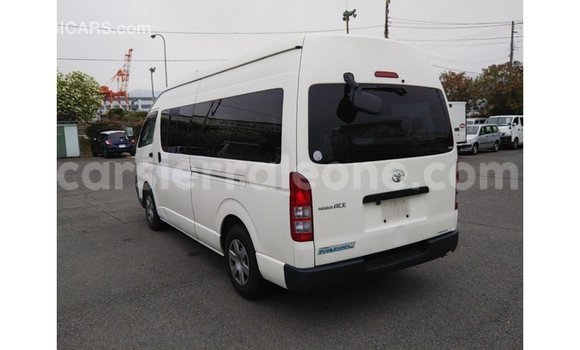 Buy Import Toyota Hiace White Car in Import - Dubai in Kailahun Buy Import Toyota Hiace White Car in Import - Dubai in Kailahun