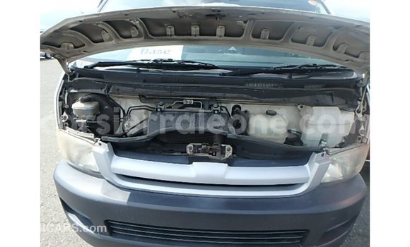 Buy Import Toyota Hiace White Car in Import - Dubai in Kailahun Buy Import Toyota Hiace White Car in Import - Dubai in Kailahun